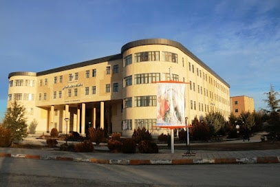 دانشگاه آزاد همدان